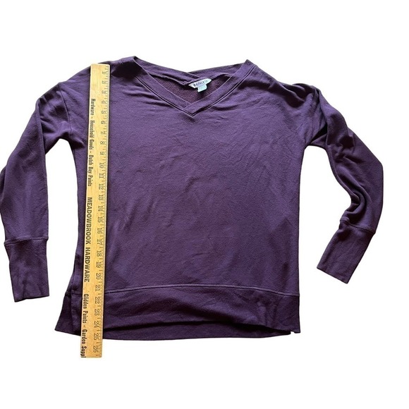 Athleta womens purple pullover sweater/top. Size Small. - Picture 7 of 7
